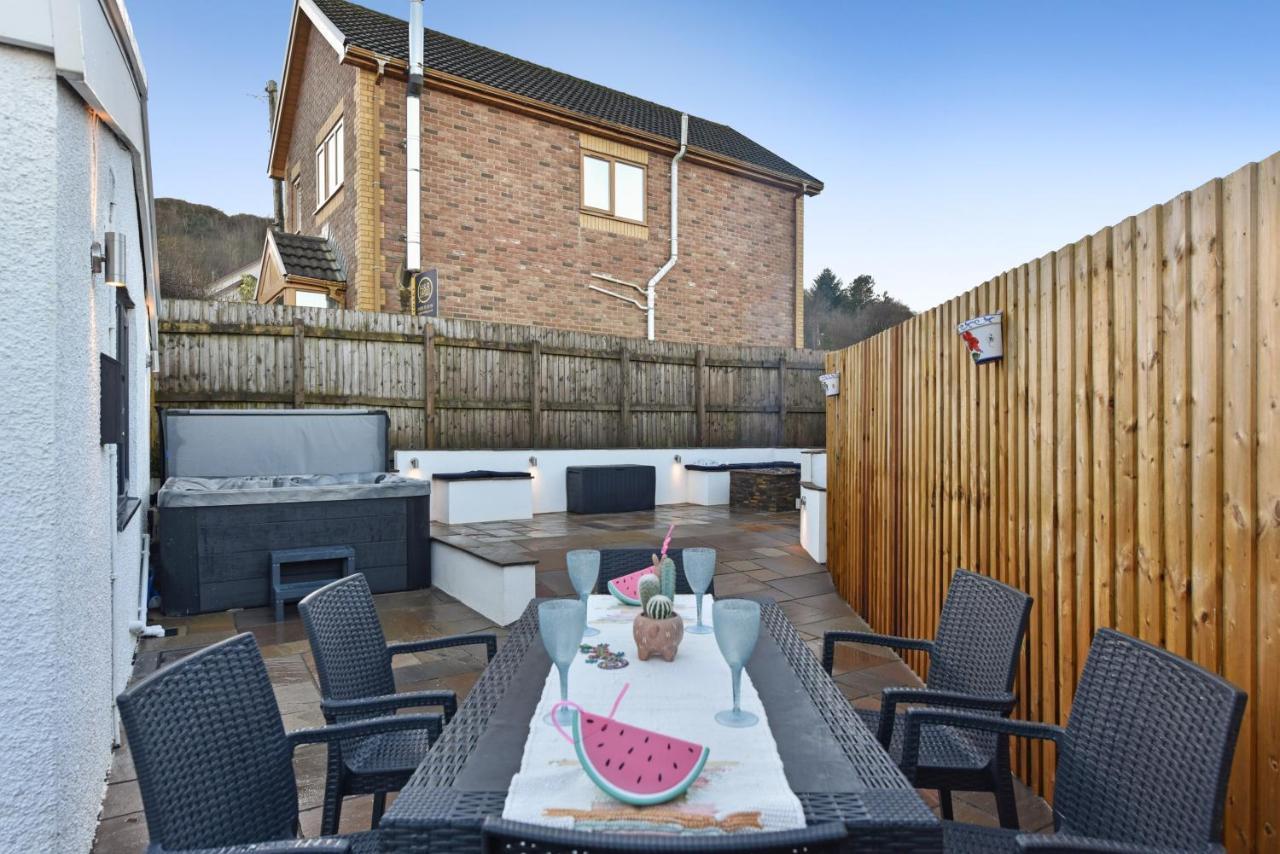 La Cantera Merthyr Tydfil Exterior foto